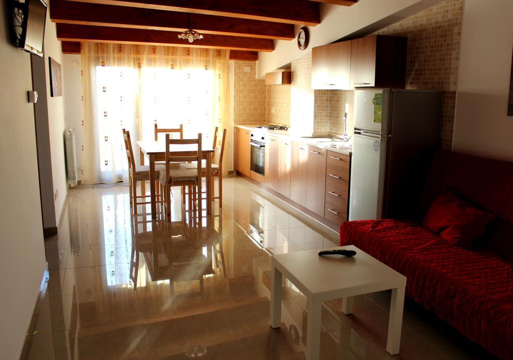 Residence Ideal Алькамо Екстер'єр фото